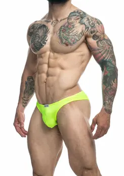 Justin+Simon Classic Bikini Men’s Chlorine-Resistant Swim Briefs Black M