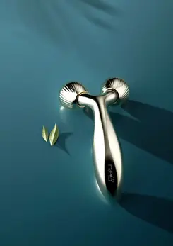 Mae B. Contour Sculpting Roller V-Shaped Massager, Ergonomic ABS Design