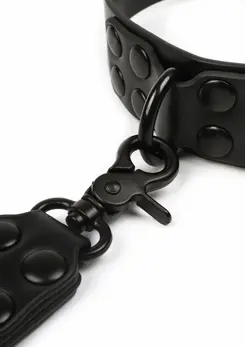 AVANZA VANTAGE 8 Signature Collar & Short Leash Black PU Leather