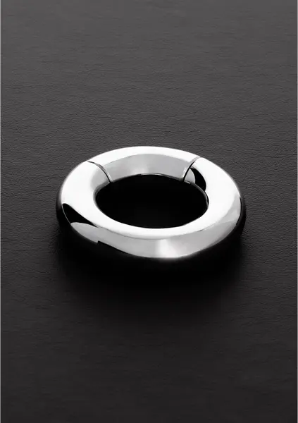 Mister B Magnetic Round Steel Ring 0.6 / 1.5 cm - Polished Finish