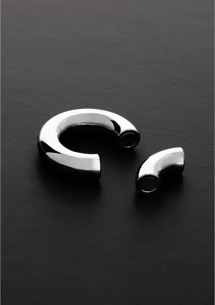 Mister B Magnetic Round Steel Ring 0.6 / 1.5 cm - Polished Finish