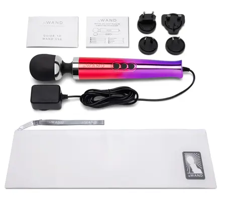 le Wand Diecast Plug-In Ombre Compact Massage Wand, 20 Modes, Silver