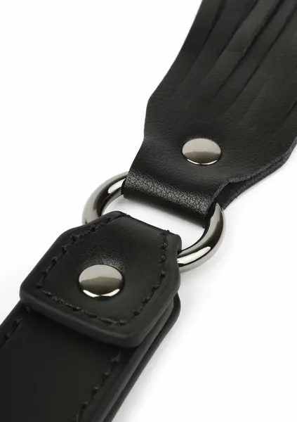 Hidden Desire Masters Genuine Leather Flogger - Premium Handle, Black