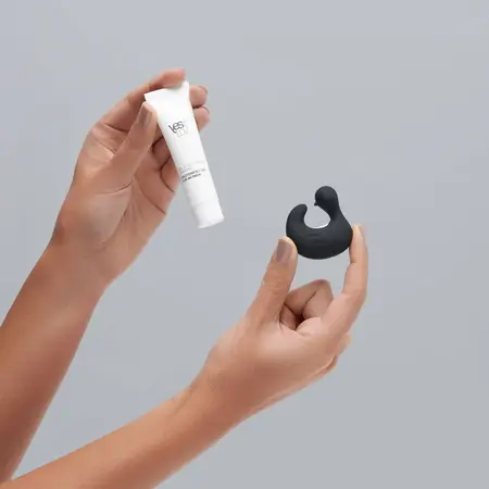 YESforLOV LovFinger Vibrating Ring - Soft Silicone, 11 Modes, USB Rechargeable