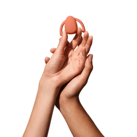 Dame Eva II Wearable Intimate Device Papaya - Hands-Free, Waterproof, 3 Modes