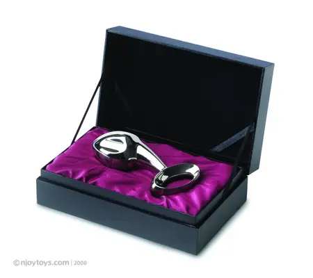 njoy Pure Plug 2.0 Stainless Steel Intimate Accessory Large 8.9cm