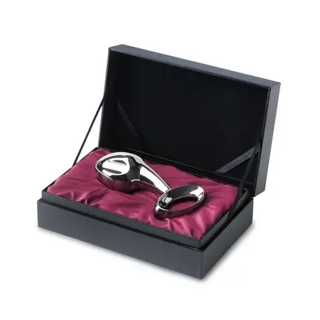 njoy Pure Plug 2.0 Stainless Steel Intimate Accessory Large 8.9cm