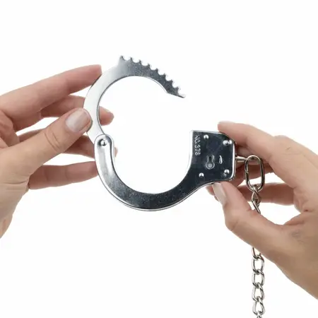 Bedroom Fantasies Metal Handcuffs Silver - Durable Classic Accessory