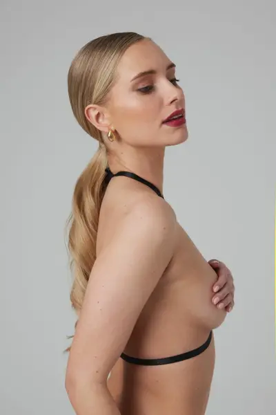 Obsessive Strappy Harness Bralette Black - Adjustable Elastic Fashion Accessory