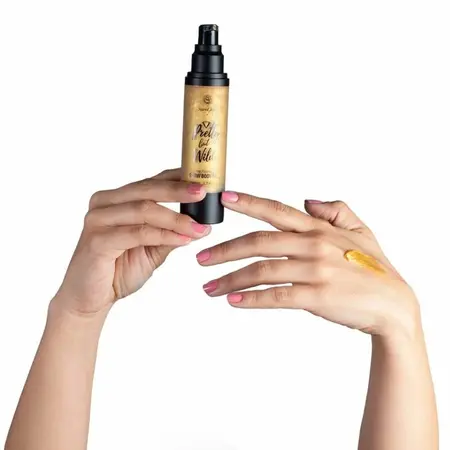 Secret Play Pretty But Wild Glow Illuminating Body Oil 50ml Golden Effect